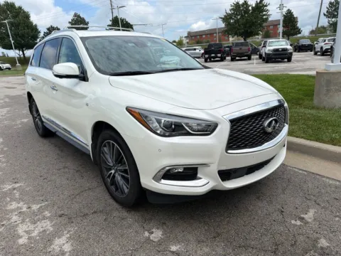 Photos of 2017 INFINITI QX60 for sale in Kansas City, MO at Jay Wolfe Toyota