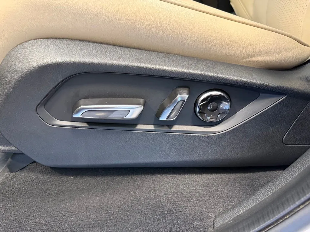 Acura MDX photo 25