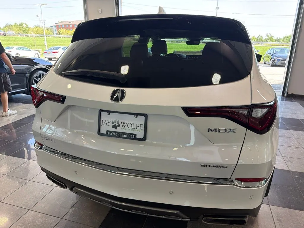 Acura MDX photo 6