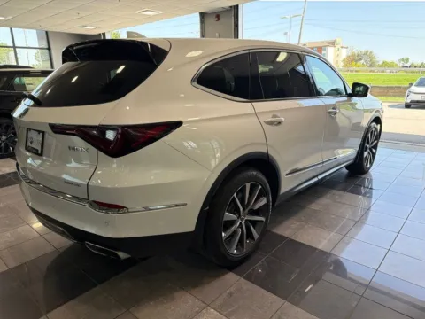 More photos of 2025 Acura MDX Technology Package at Jay Wolfe Toyota, MO