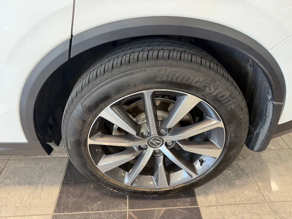 Acura MDX photo 30