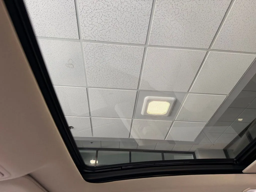 Acura MDX photo 18