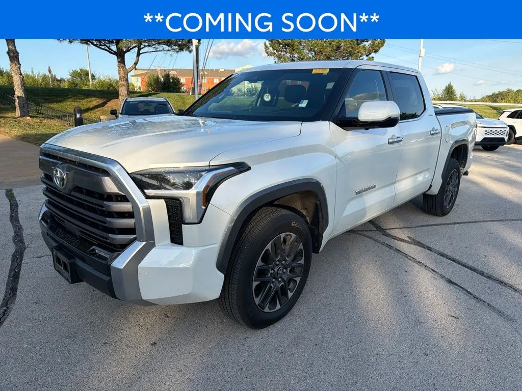 Unknown 2025 Toyota Tundra Limited for sale in Kansas City, MO