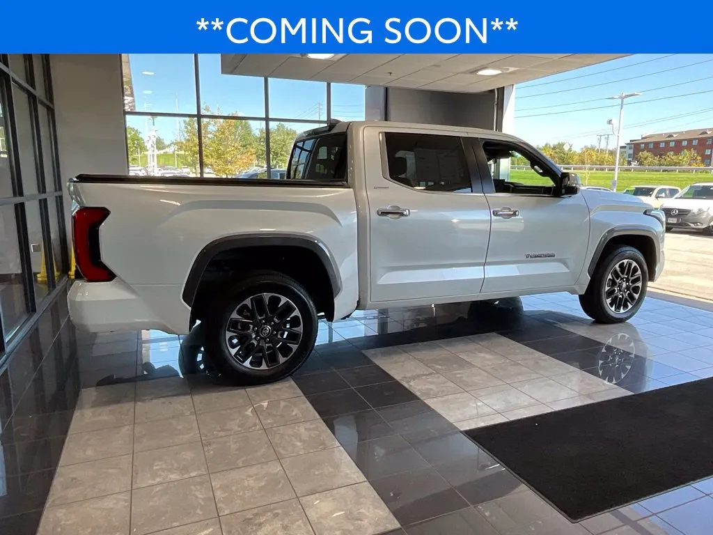 Toyota Tundra photo 6