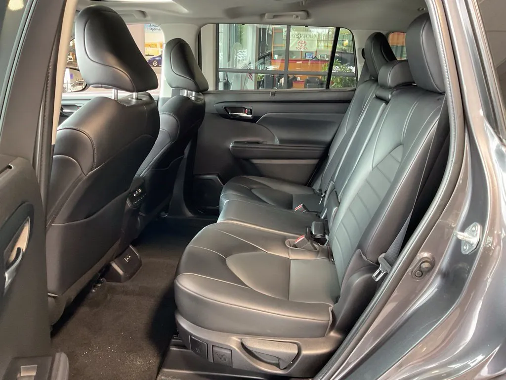 Toyota Highlander photo 23
