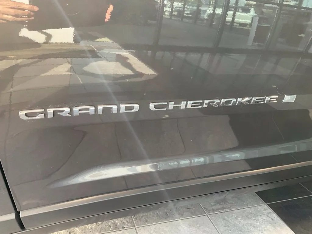 Jeep Grand Cherokee L photo 27