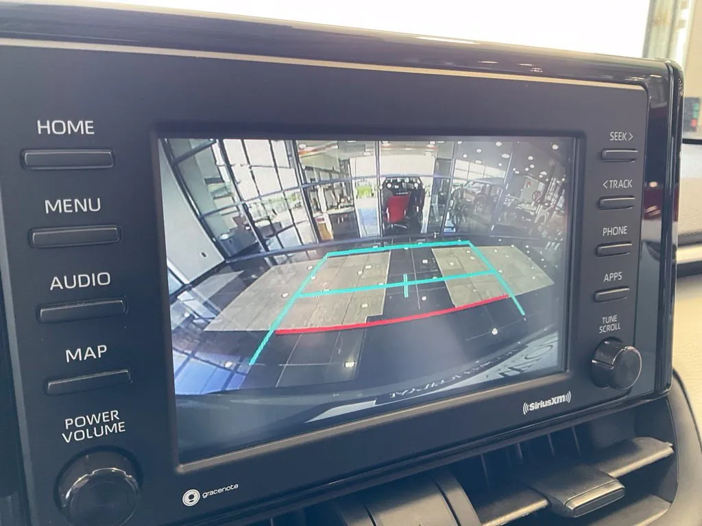 Toyota RAV4 photo 16