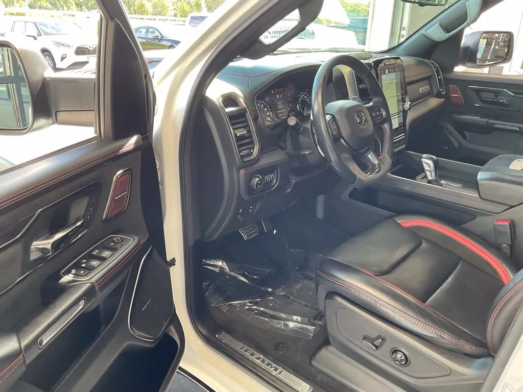 Ram 1500 photo 9