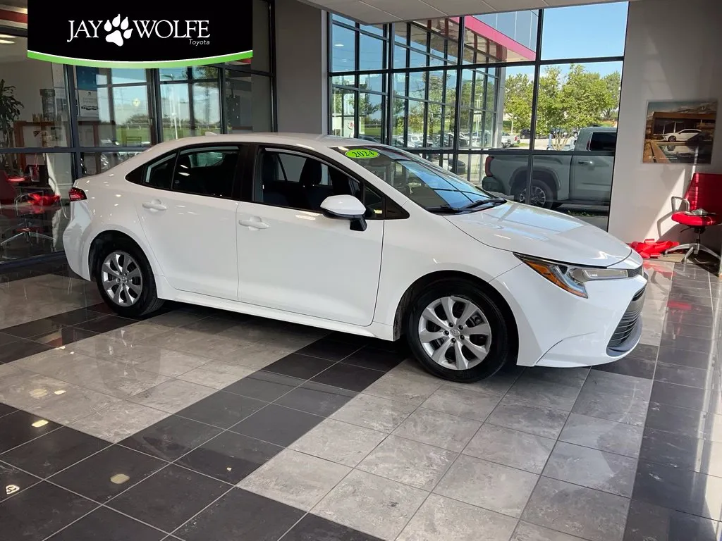 2024 Toyota Corolla LE
