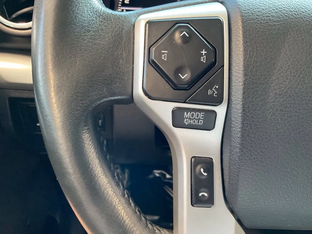 Toyota Tundra photo 12