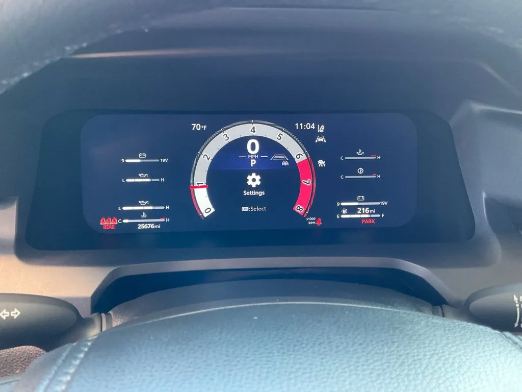 Toyota Tacoma photo 14