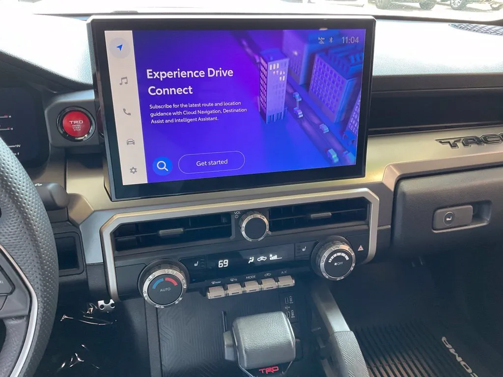 Toyota Tacoma photo 15