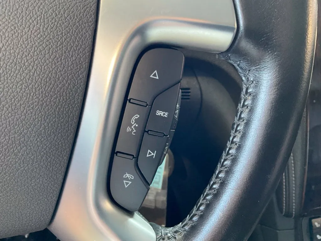 Chevrolet Traverse photo 13