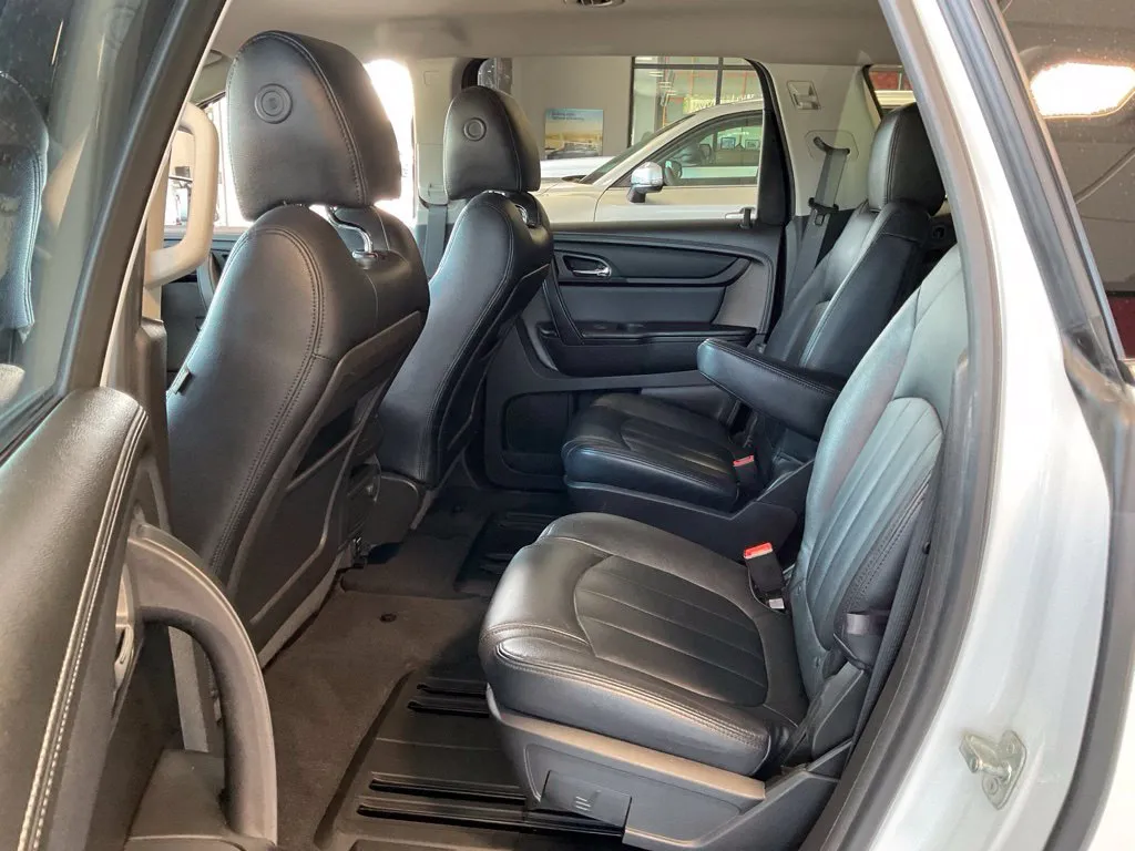 Chevrolet Traverse photo 21