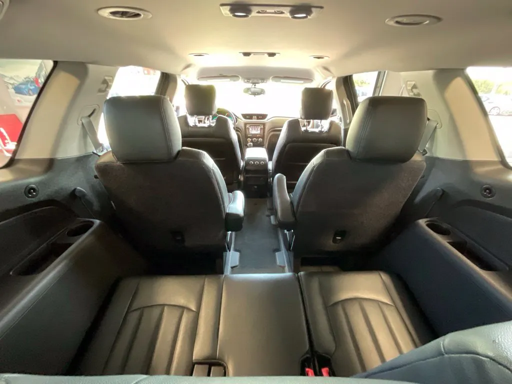 Chevrolet Traverse photo 23