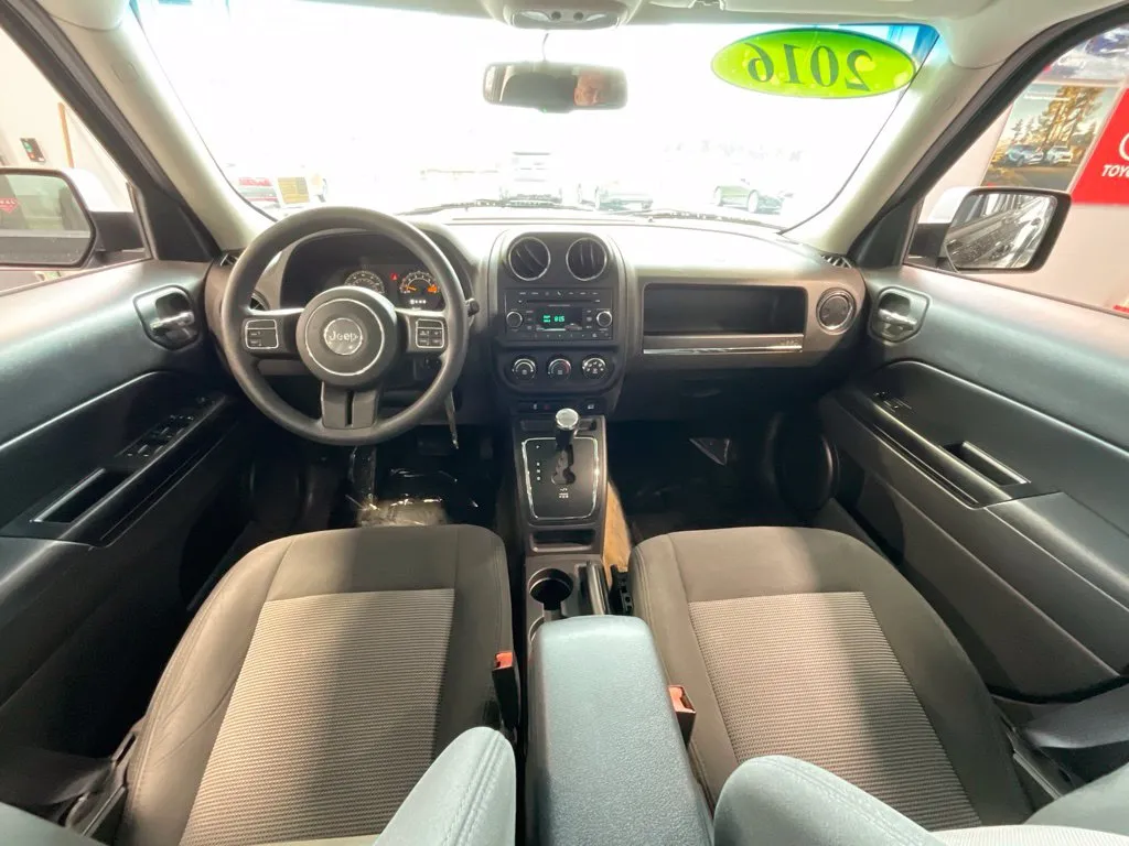 Jeep Patriot photo 8