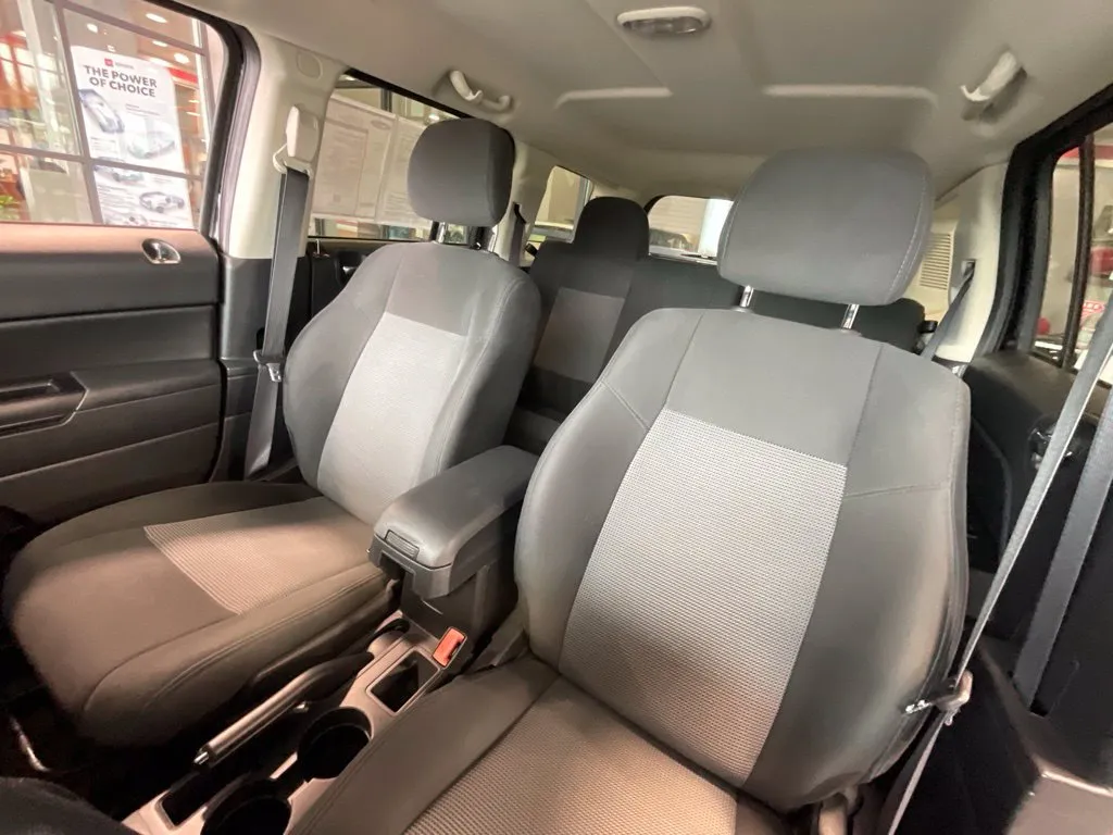 Jeep Patriot photo 10