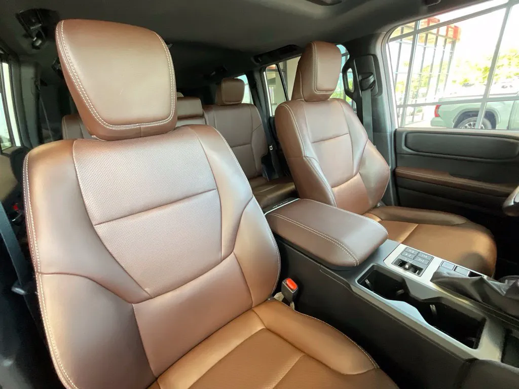 Toyota Land Cruiser photo 20