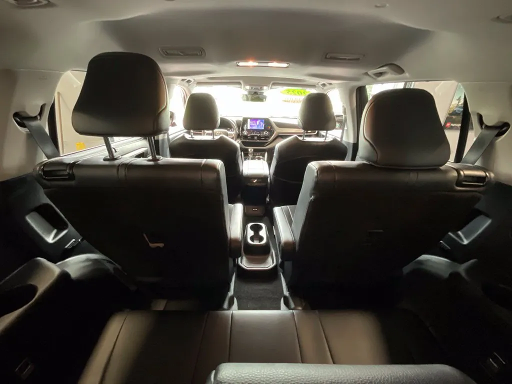Toyota Highlander photo 24
