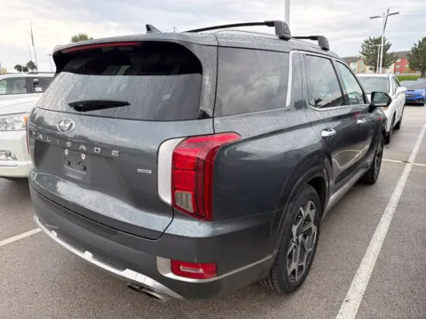 More photos of 2022 Hyundai Palisade Calligraphy at Jay Wolfe Toyota, MO