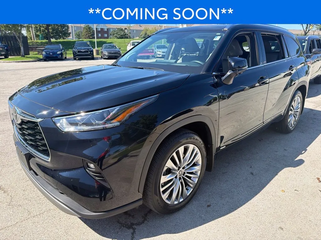 2026 Toyota Highlander Hybrid Platinum