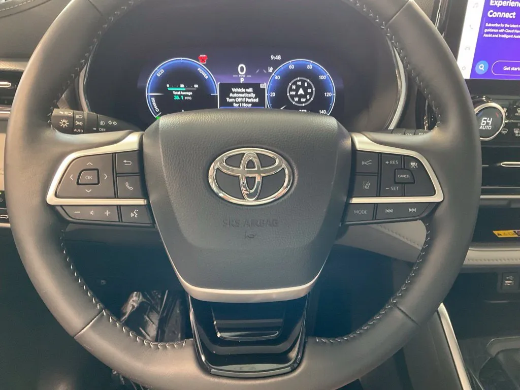 Toyota Highlander photo 11