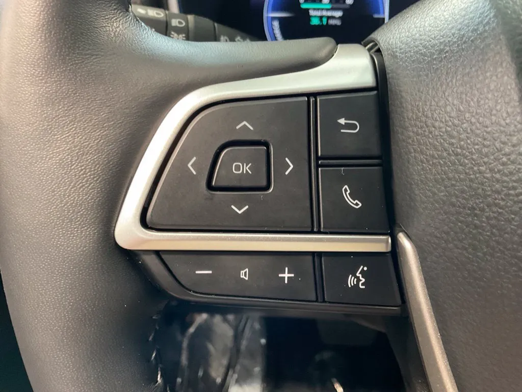 Toyota Highlander photo 12