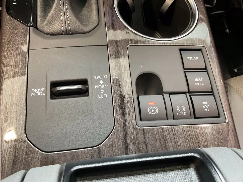 Toyota Highlander photo 17