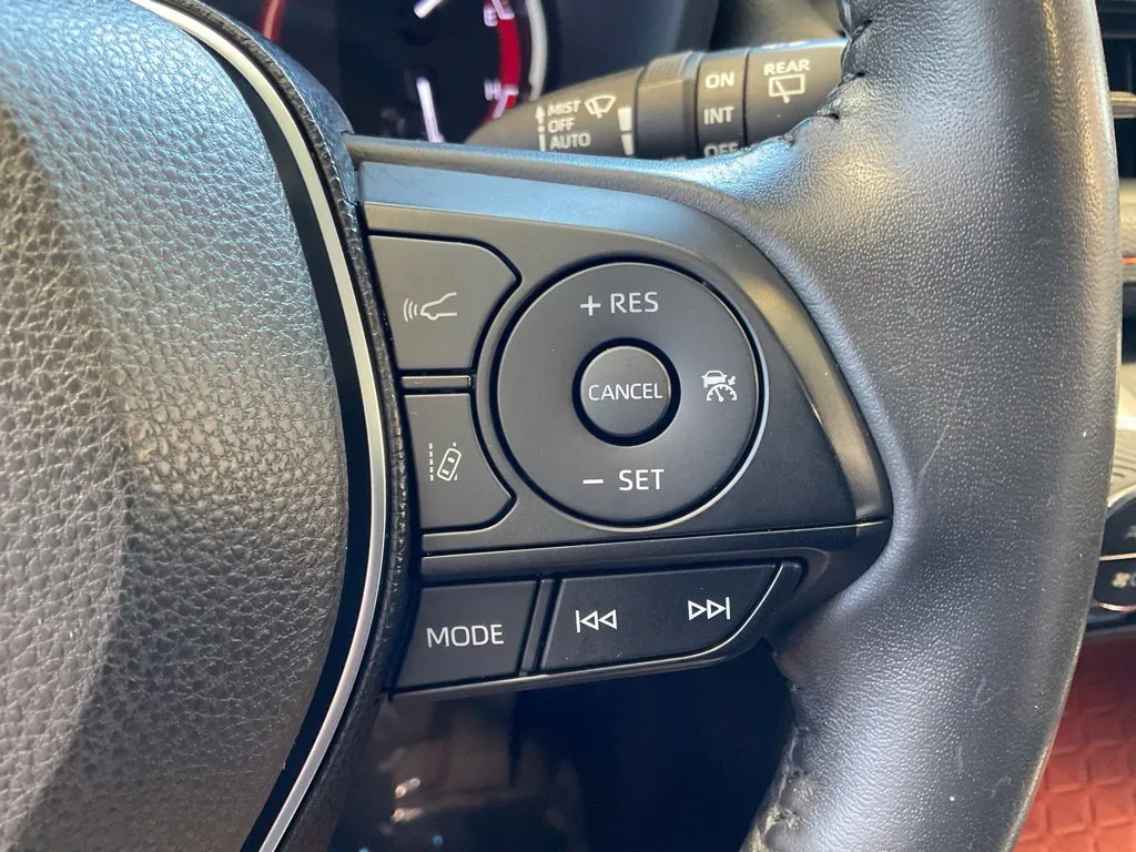 Toyota RAV4 photo 13