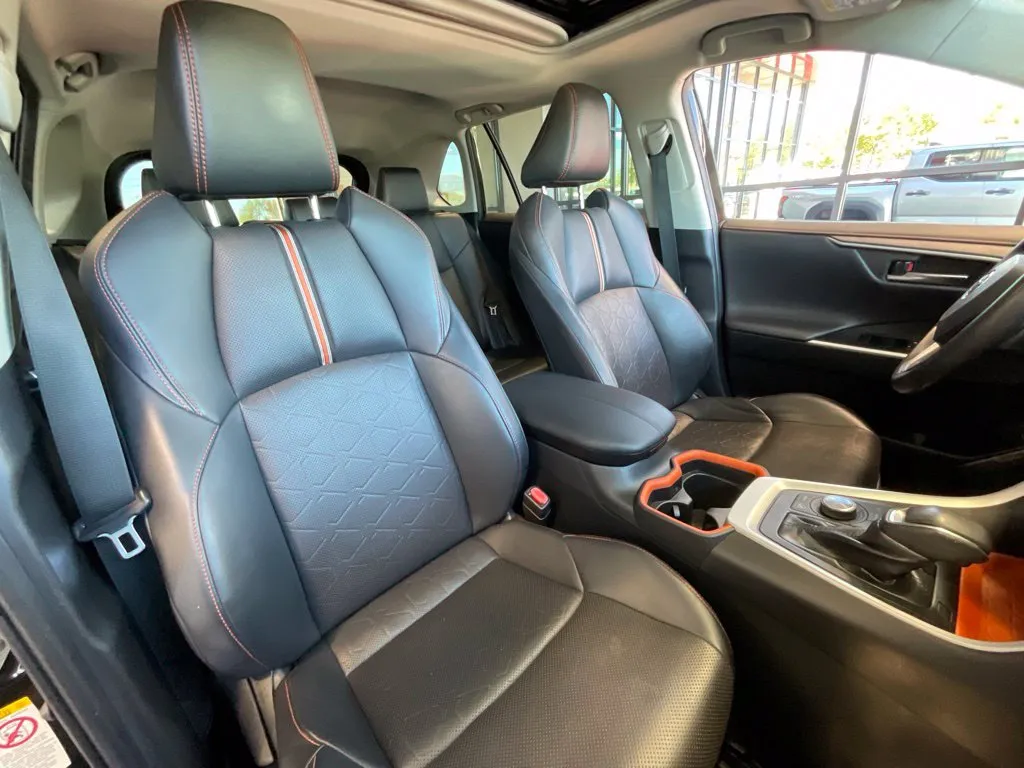 Toyota RAV4 photo 19