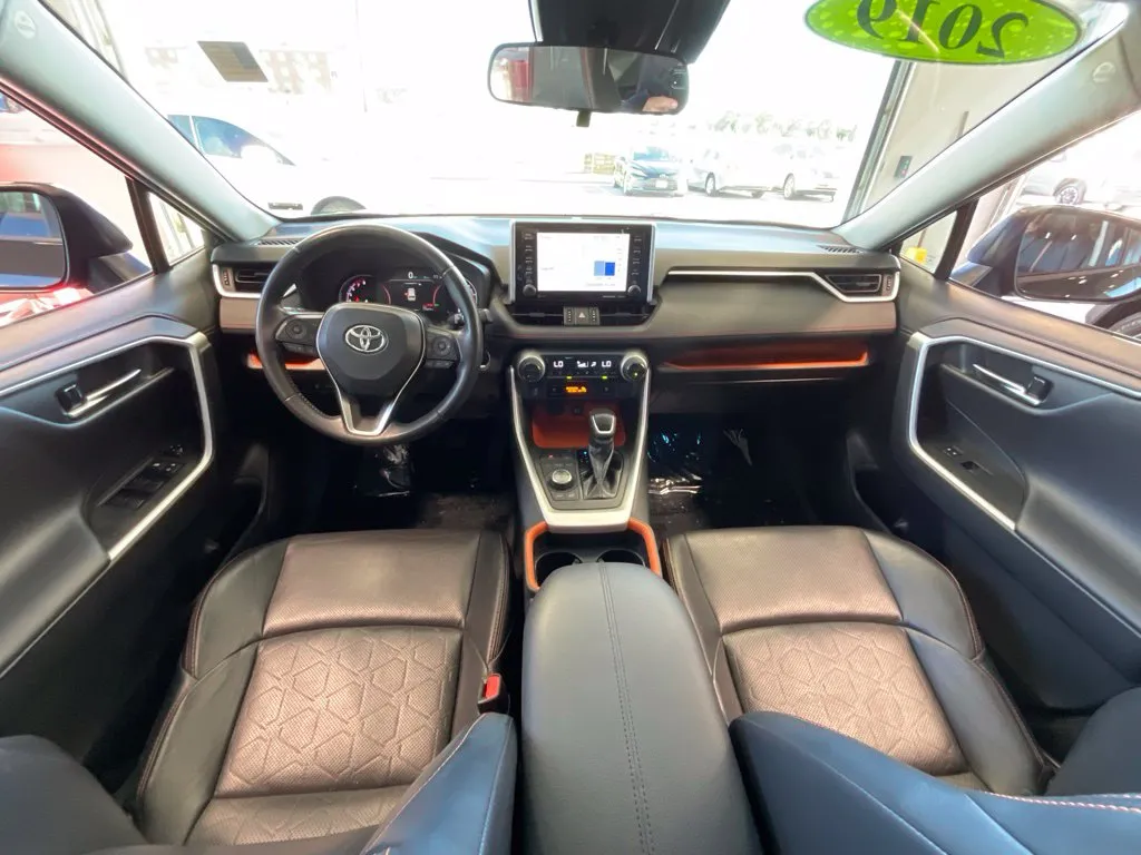 Toyota RAV4 photo 8