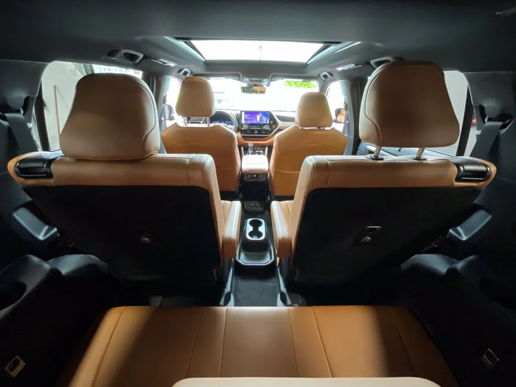 Toyota Highlander photo 24