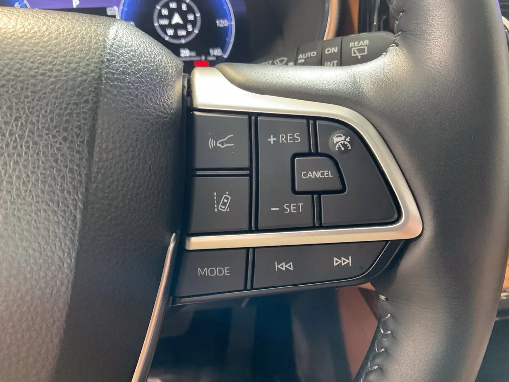 Toyota Highlander photo 13