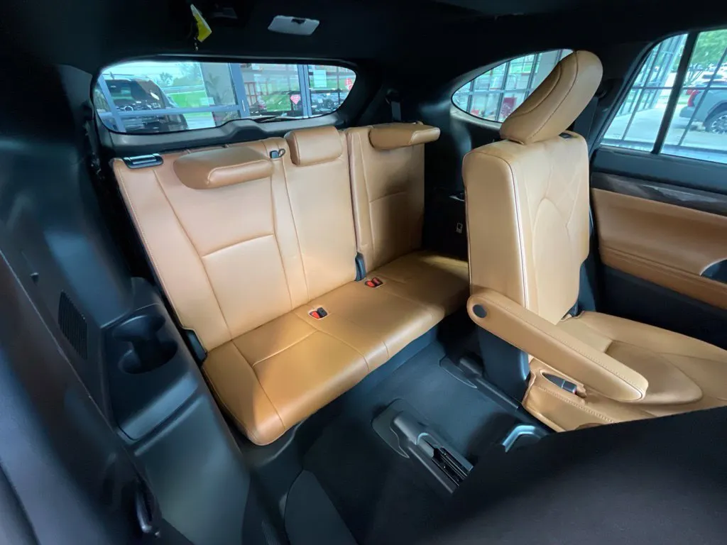 Toyota Highlander photo 21