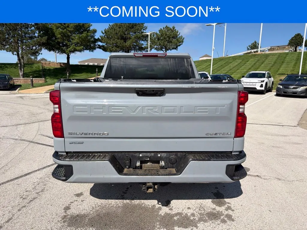 Chevrolet Silverado photo 8