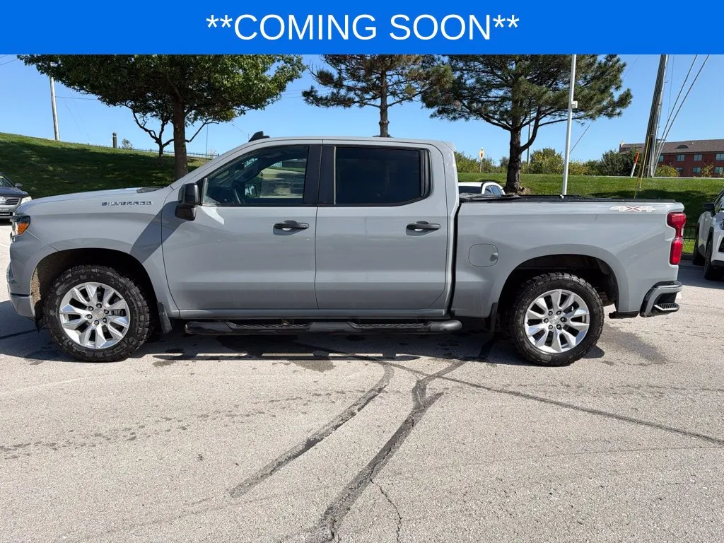 Chevrolet Silverado photo 11