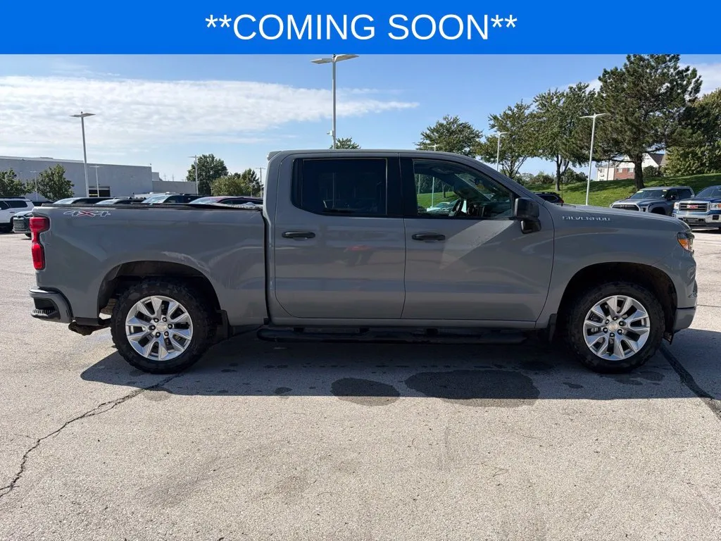 Chevrolet Silverado photo 5