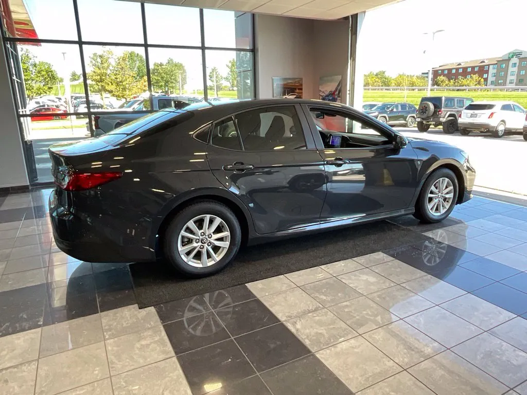Toyota Camry photo 6
