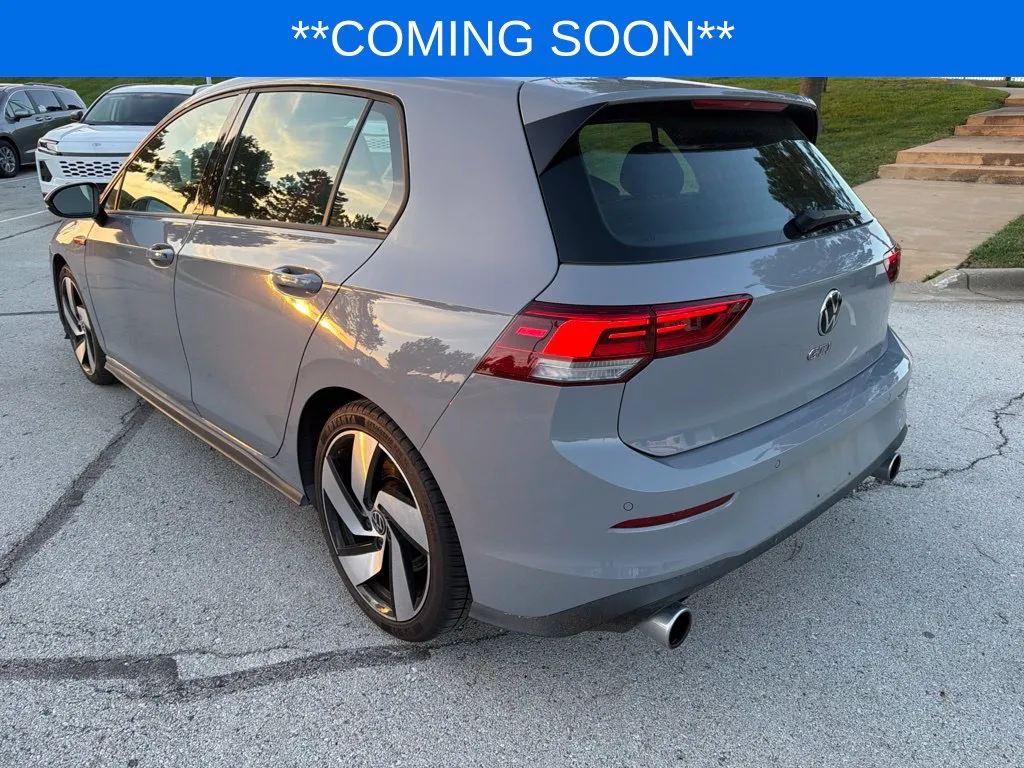 Volkswagen Golf GTI photo 9