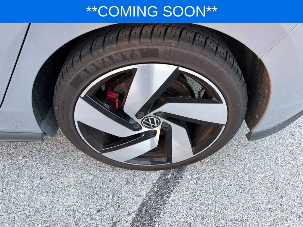 Volkswagen Golf GTI photo 21