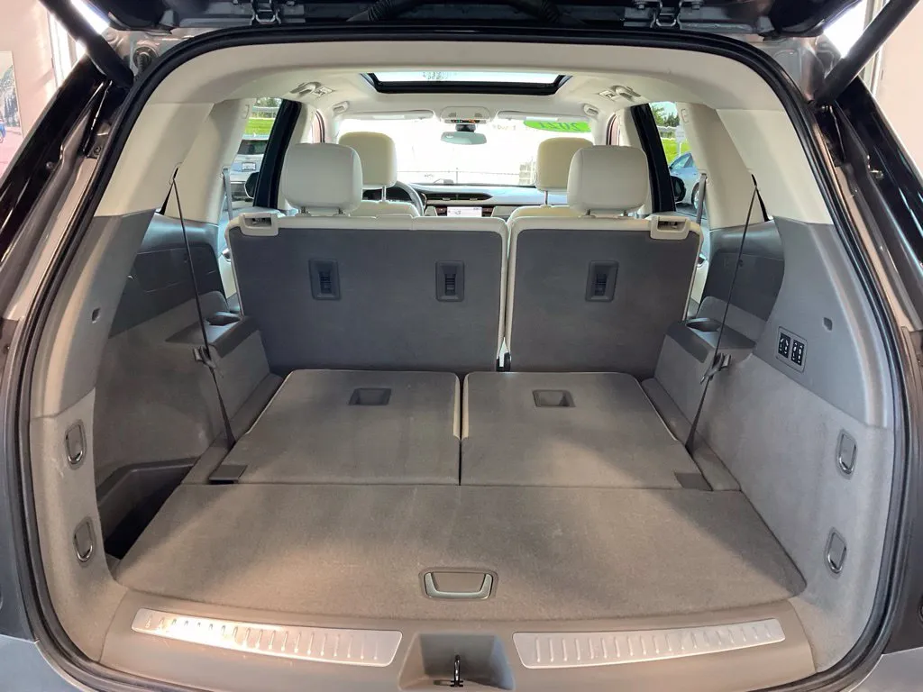 Cadillac XT6 photo 27
