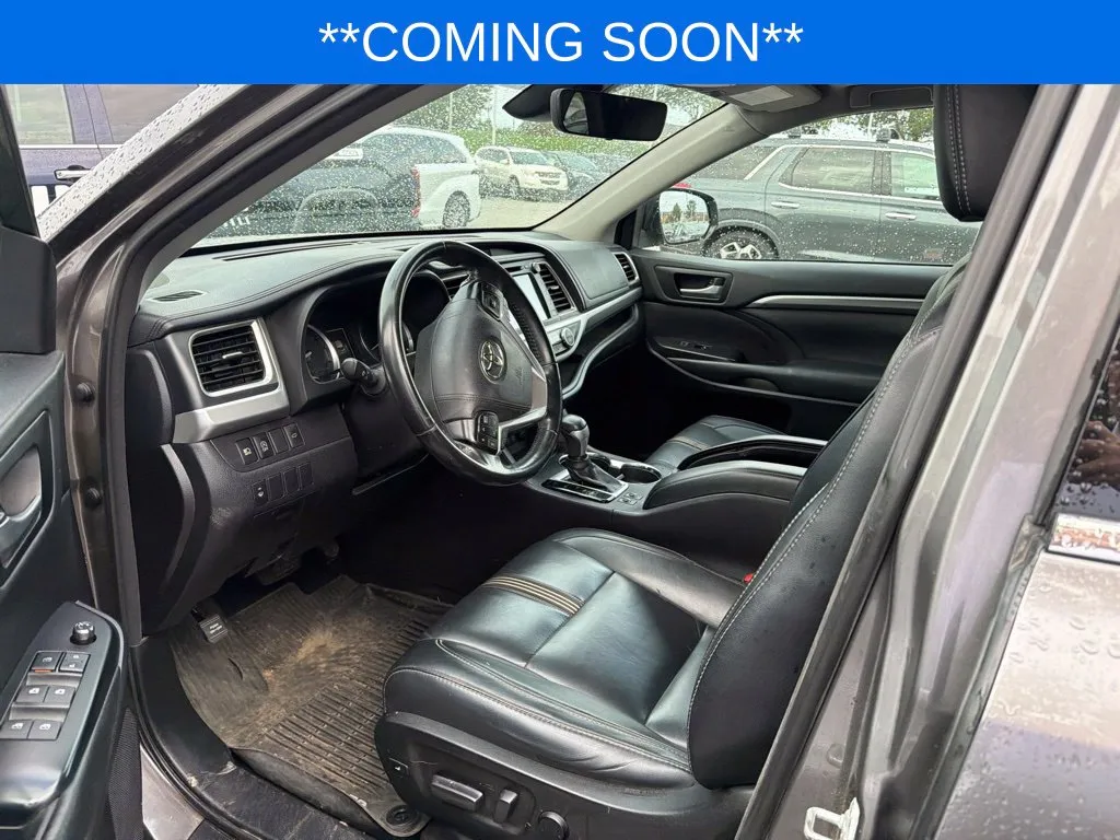 Toyota Highlander photo 8