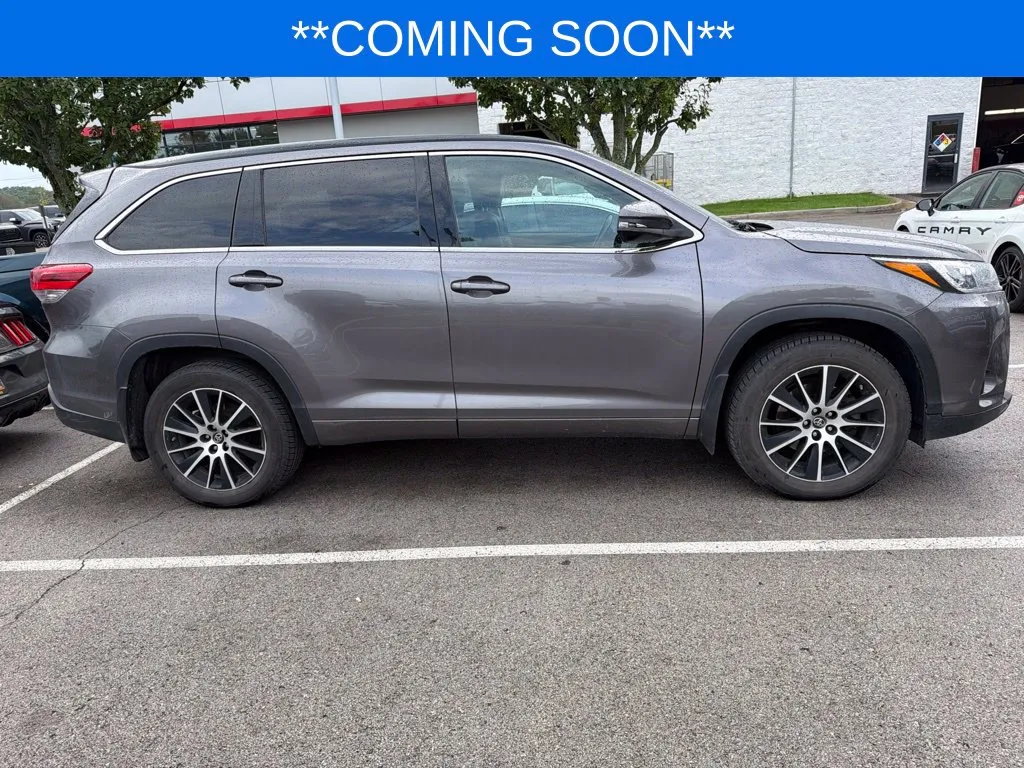 Toyota Highlander photo 4