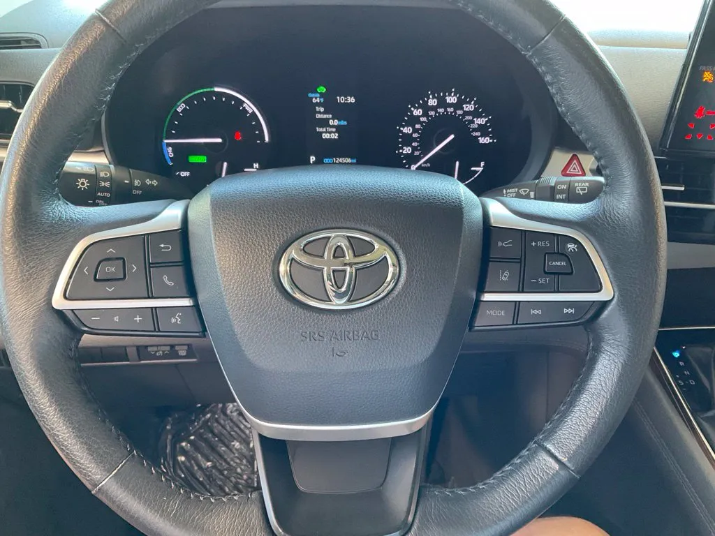 Toyota Sienna photo 11