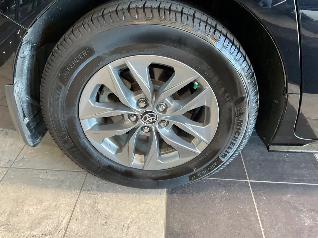 Toyota Sienna photo 7