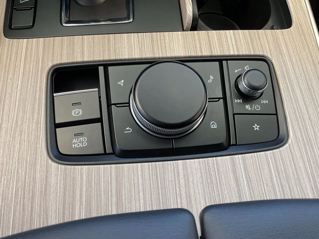 Mazda CX-90 photo 17