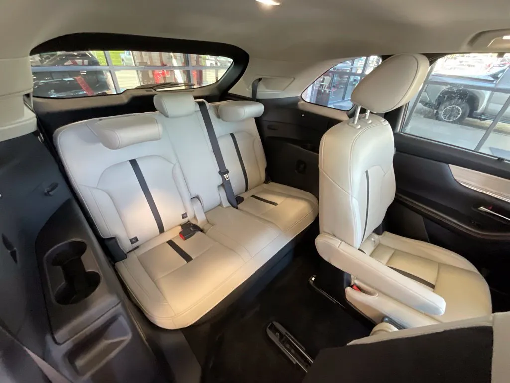 Mazda CX-90 photo 21