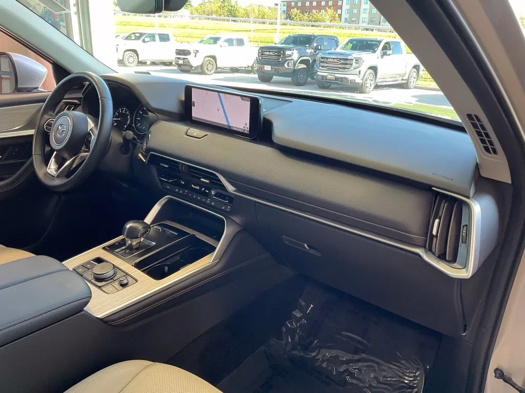 Mazda CX-90 photo 18
