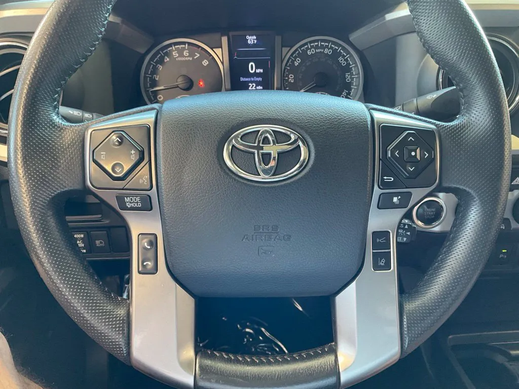 Toyota Tacoma photo 11