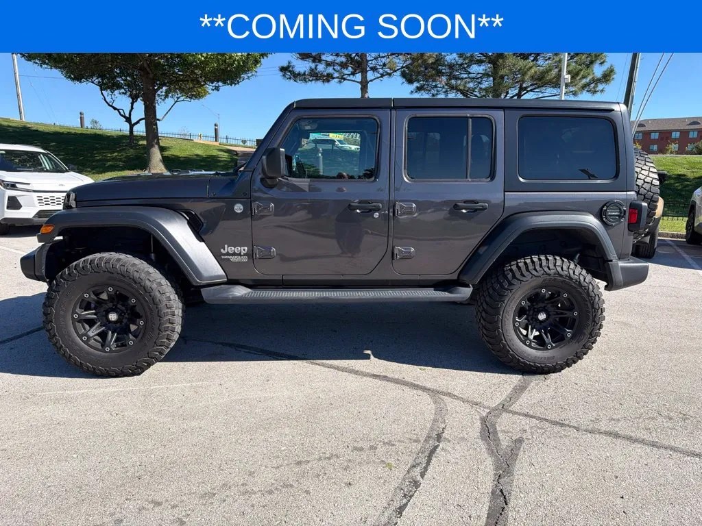 Jeep Wrangler photo 11